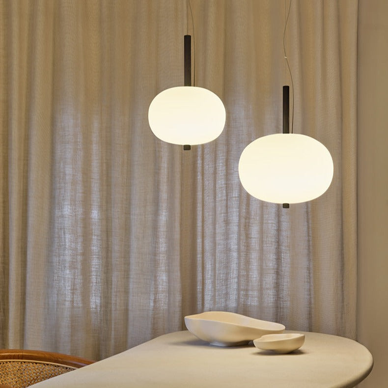 LedsC4 Ilargi Lámpara de techo colgante bola LED madera oscura y opal Ø320 00-6011-92-F9