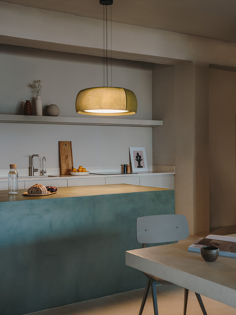 LedsC4 Lámpara de techo colgante Gong LED Phase Cut verde Ral 6003 00-8933-U1-J4