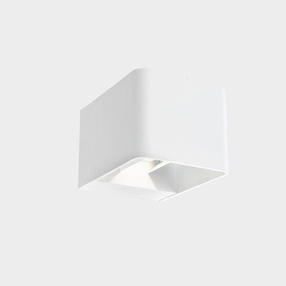 LedsC4 Wilson square LED wall light warm white white 05-9683-14-CL