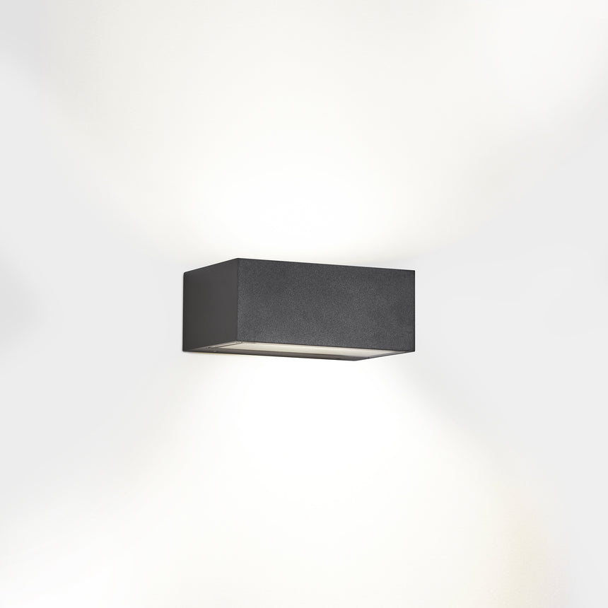 LedsC4 Wall Lamp IP65 Nemesis LED 90*220Mm LED 19.2 Sw 2700-3200-4000K Urban Gray 05-E027-Z5-EH