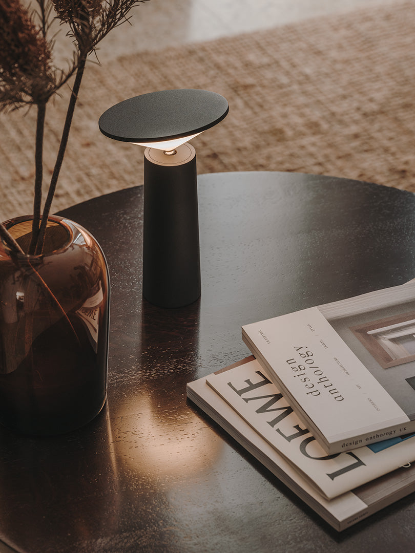 LedsC4 Tabletop Cocktail LED Touch dimmable black 10-8327-05-05