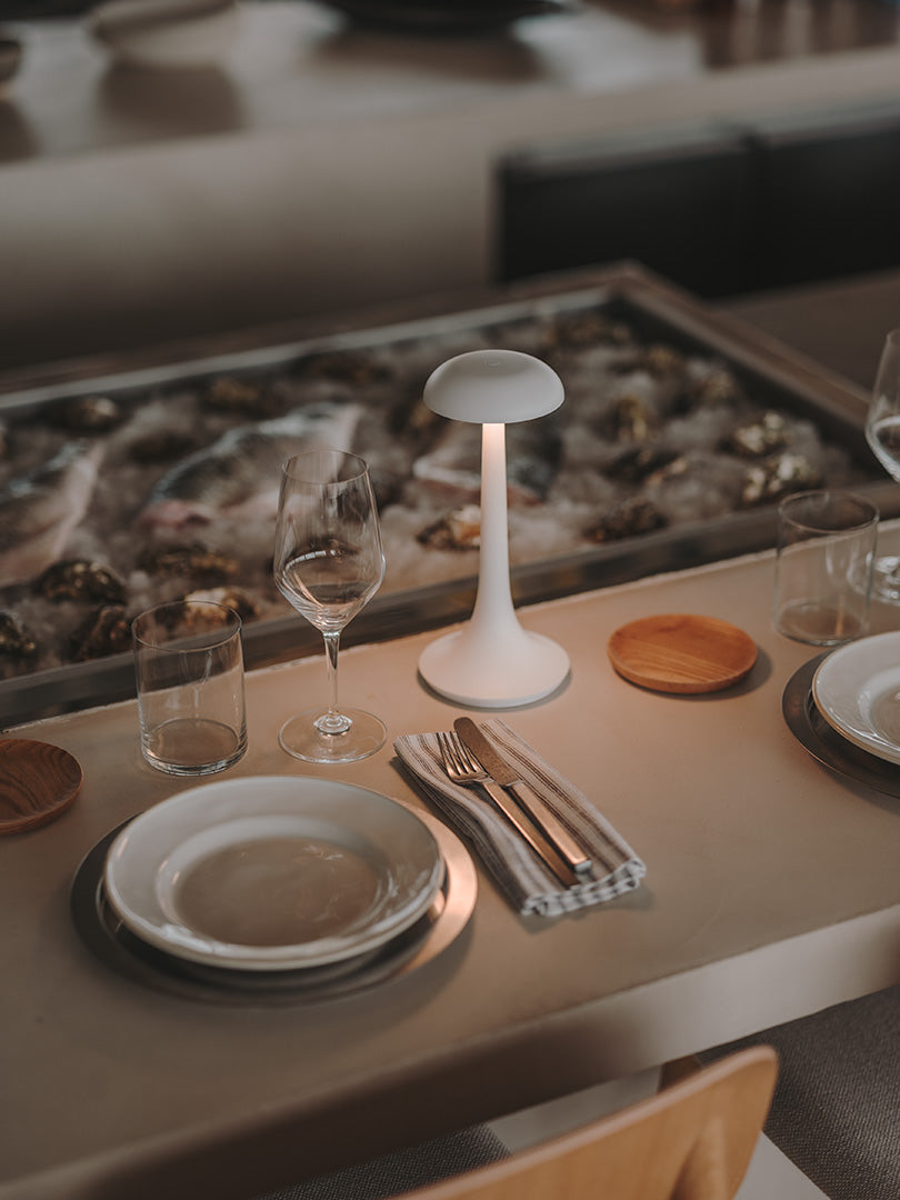 LedsC4 Table Lamp Portobello LED 2.1 Warm White - 2700K Touch Dimming White 137Lm 10-A001-14-14