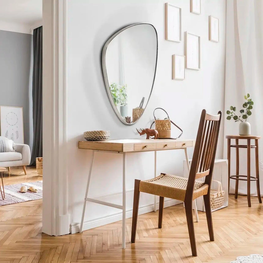 Schuller Orio Espejo triangular pequeño plata 84X55 127370