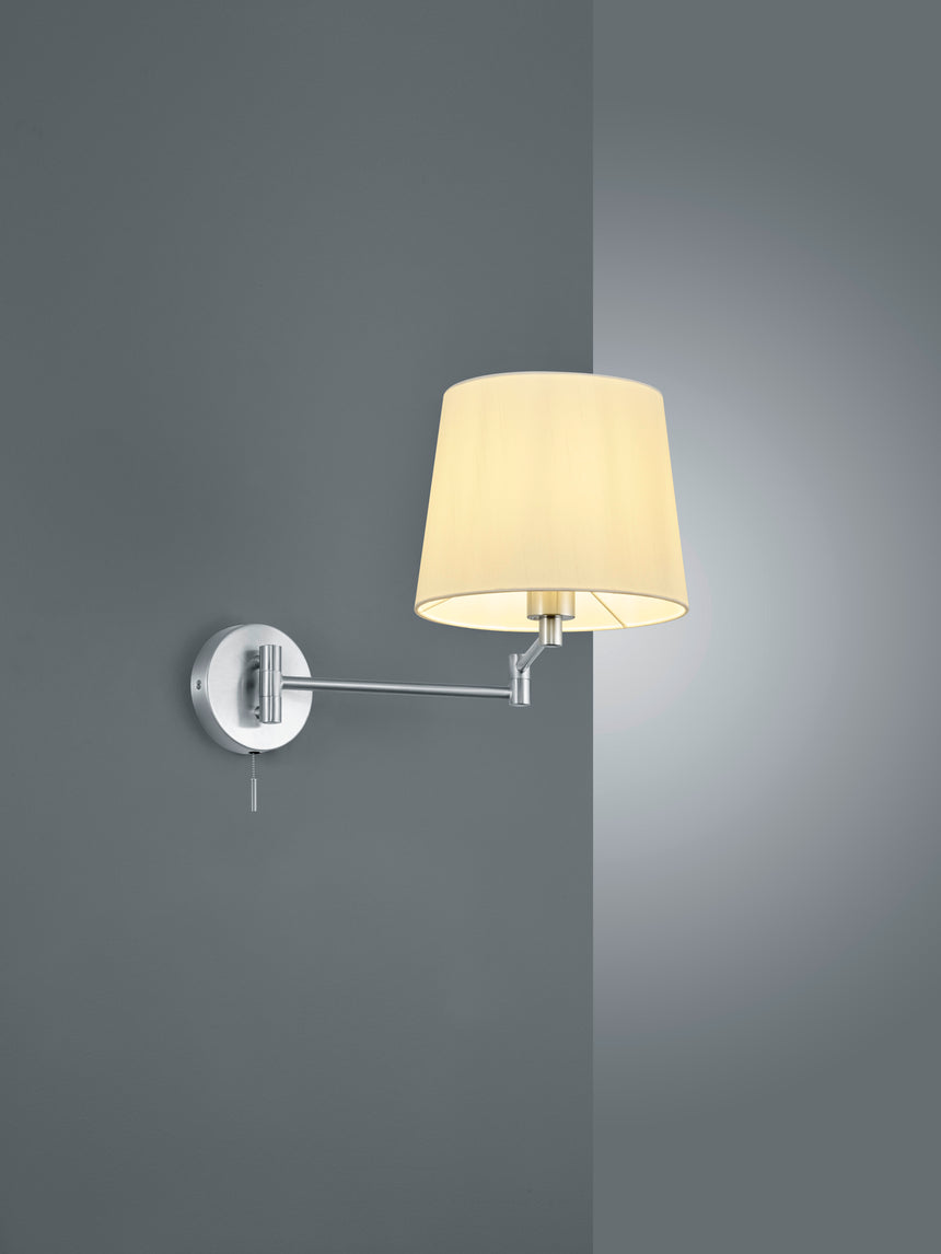 Aplique de pared Trio Lyon LED níquel mate 2700K 32,5cm 209100107