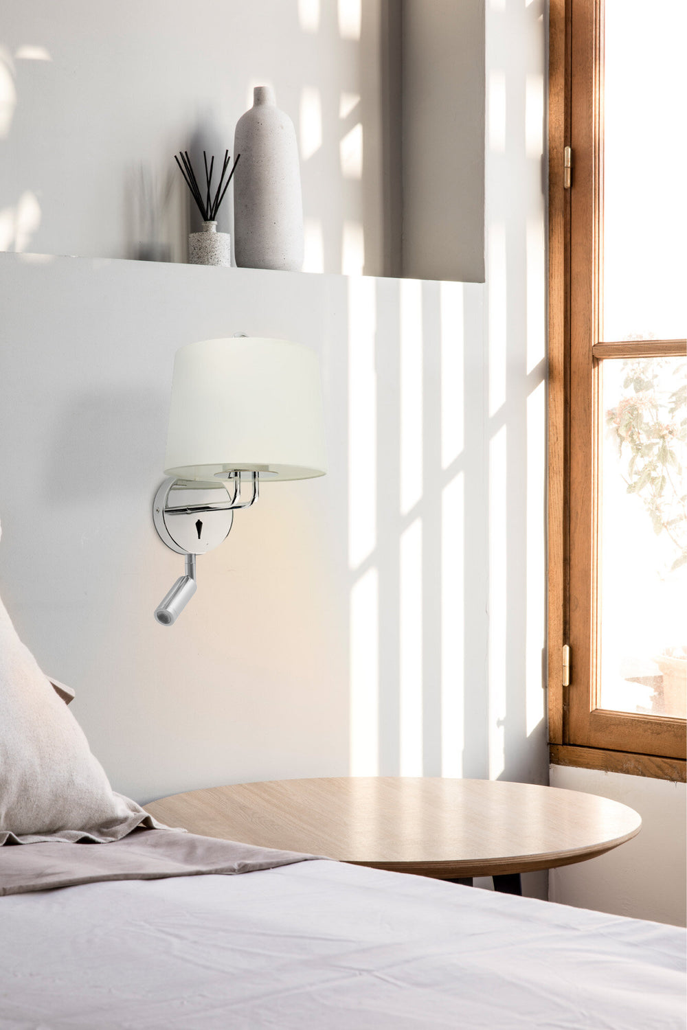 Faro MONTREAL Wall lamp with reader chrome/white 24033-01
