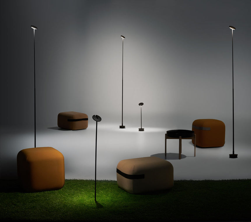 LedsC4 Baliza Invisible 210cm LED blanco cálido negro 25-9733-05-M1