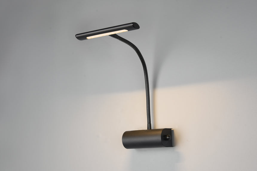 Aplique de pared Trio Curtis LED negro mate 3000K 35cm 279770132