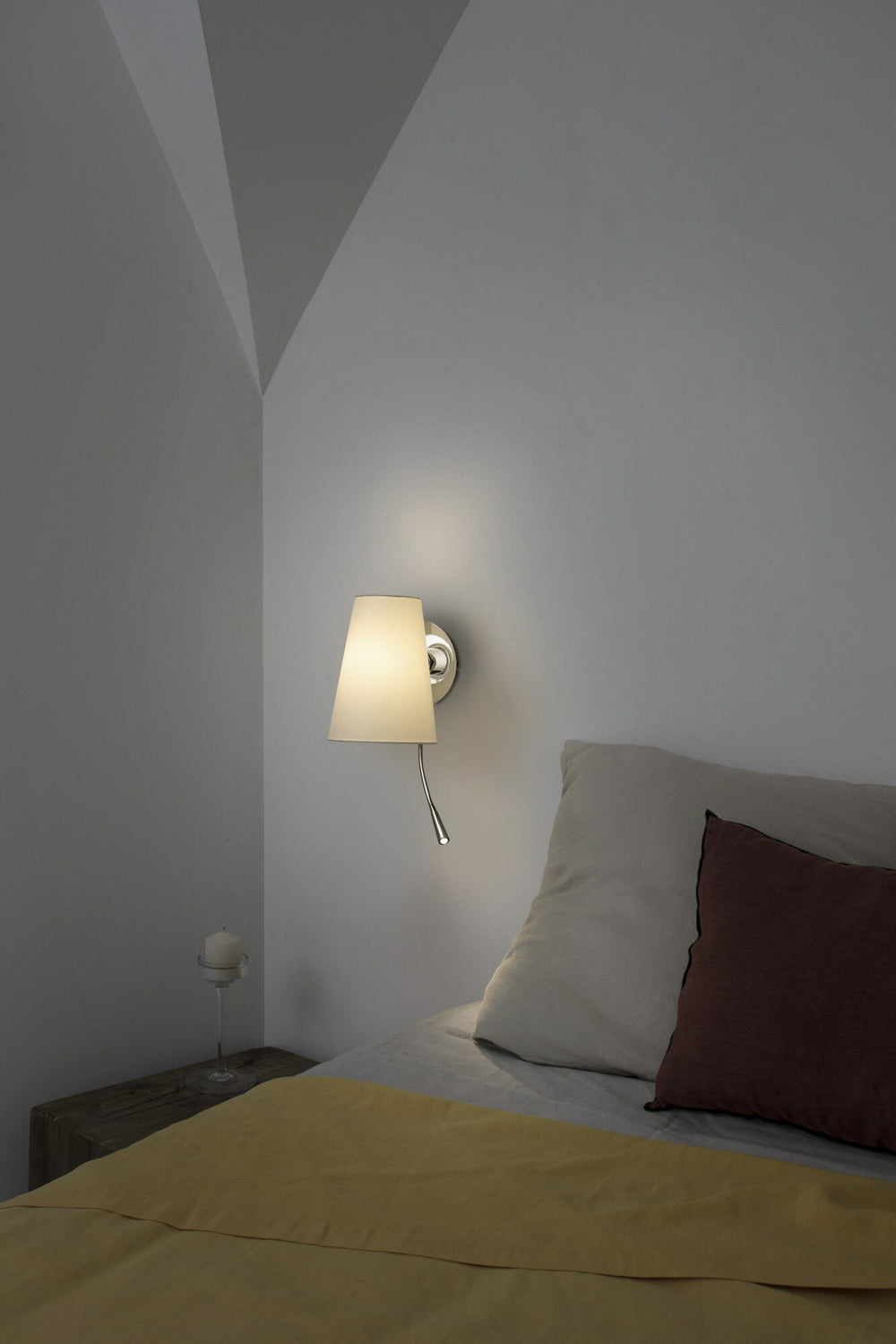 Faro LUPE Chrome wall lamp with LED reader 29996