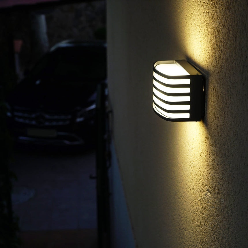 Sulion Leia Wall Lamp 1XE27 IP54 - LEIA 400072