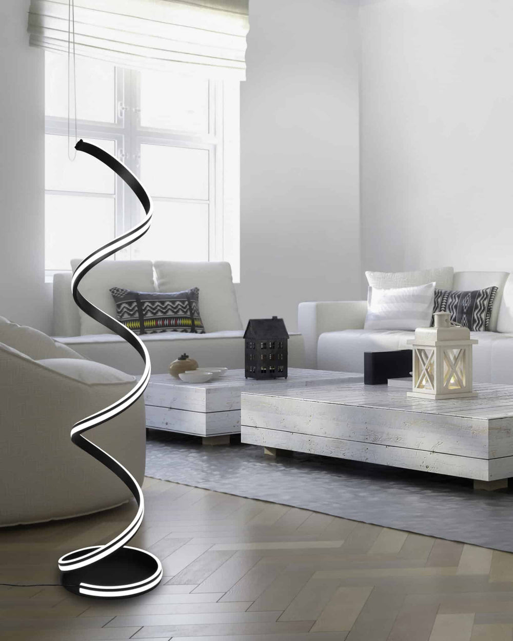 Trio Nuria Black mat metal LED floor lamp 426219132