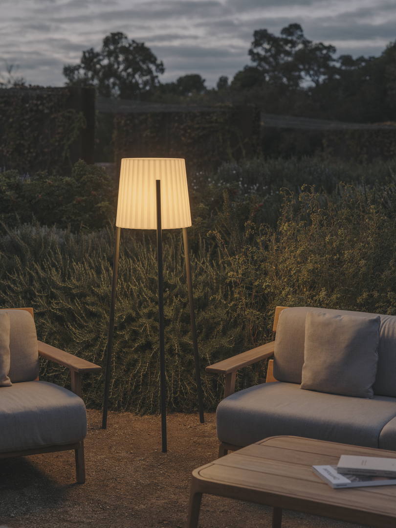 LedsC4 Chillout Table Lamp Barcino E27 15 Urban Grey 55-9880-Z5-M1