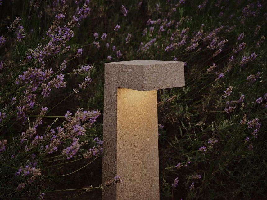 LedsC4 Baliza Simenti LED blanco cálido cemento 55-9971-DC-CL