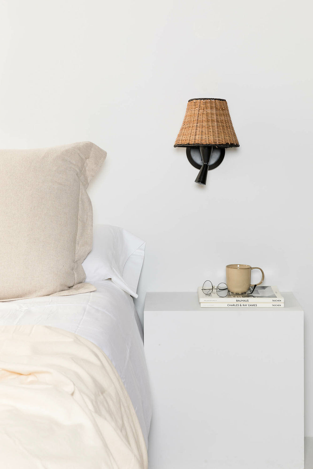 Faro SUMBA Black/rattan wall lamp with reader 64309-71