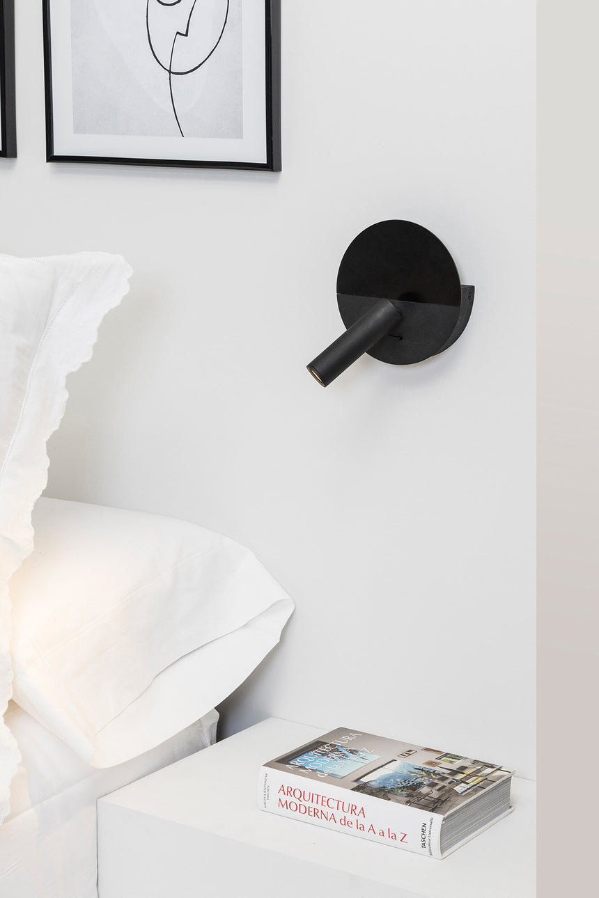 Faro DUAS Black reader wall lamp with USB 68468