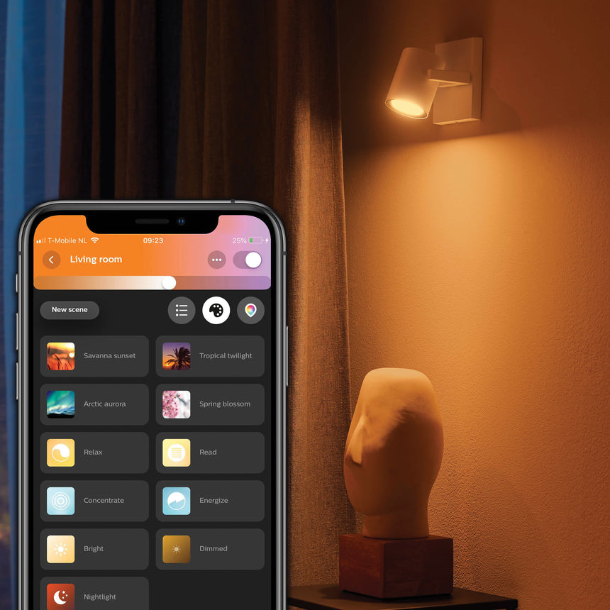 Philips Hue White and Color Ambiance Foco Argenta blanco RGBW 6W 5062131P7 350lm - imagen 3