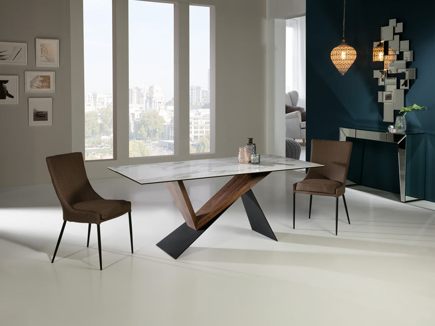 Mesa de comedor Schuller Noa negro y nogal madera 180x7
