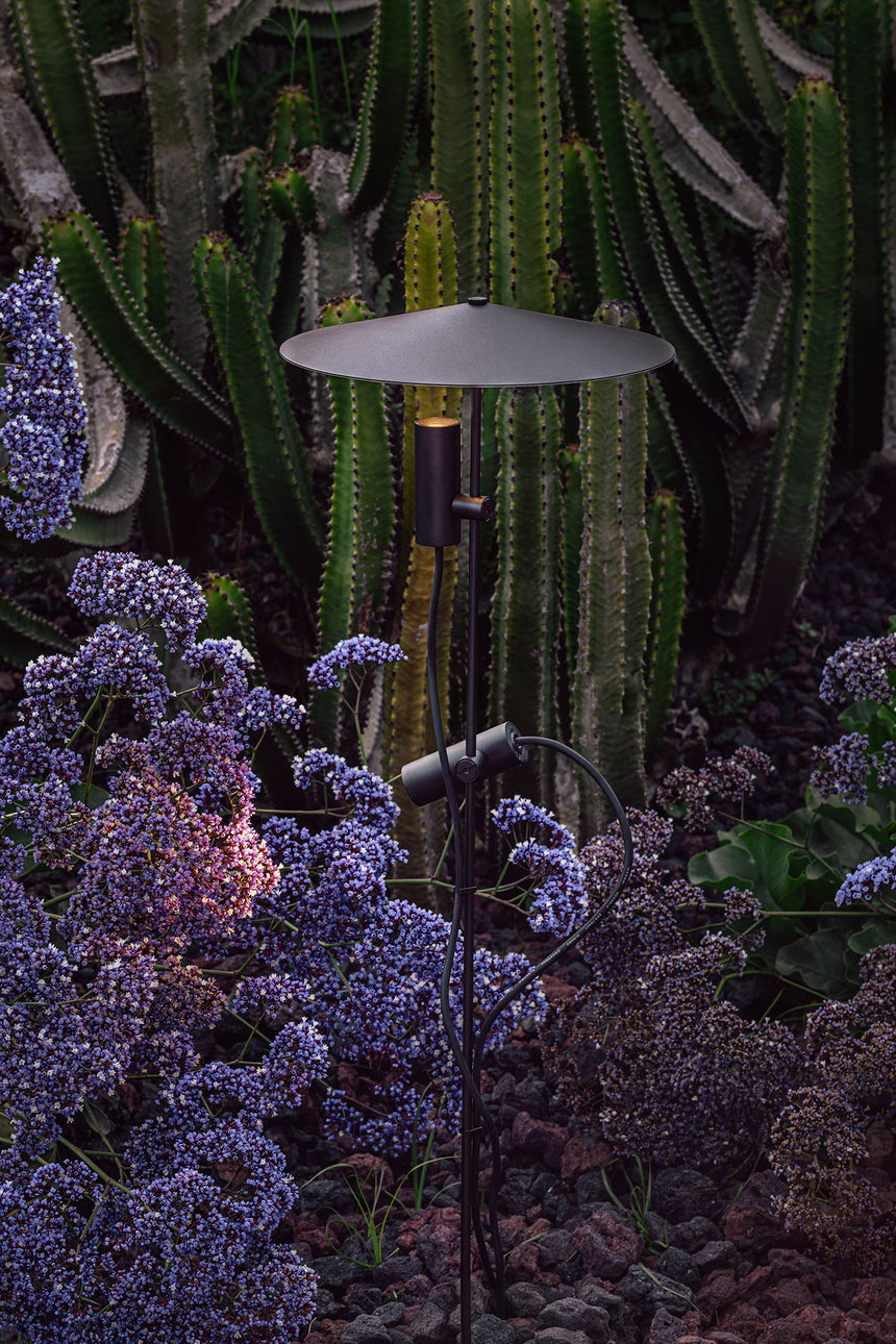 Estaca/Pincho de exterior Faro Clap LED blanco y negro 3000K IP65 38° 24V 6W 75709-233PDR