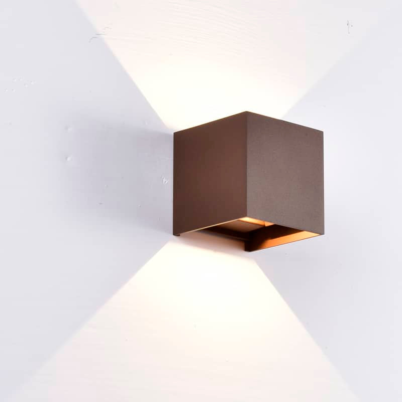 Mantra Davos LED outdoor wall light IP54 brown 7650