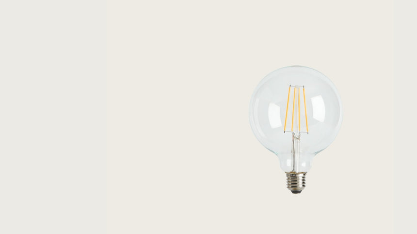 Bombilla LED E27 4W 2700K regulable Aromas B023