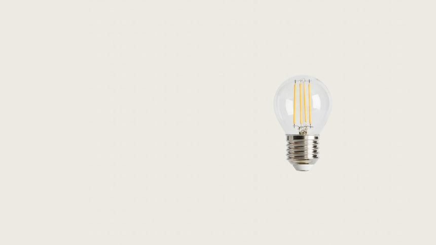 Bombilla LED E27 4W 2700K regulable Aromas B223