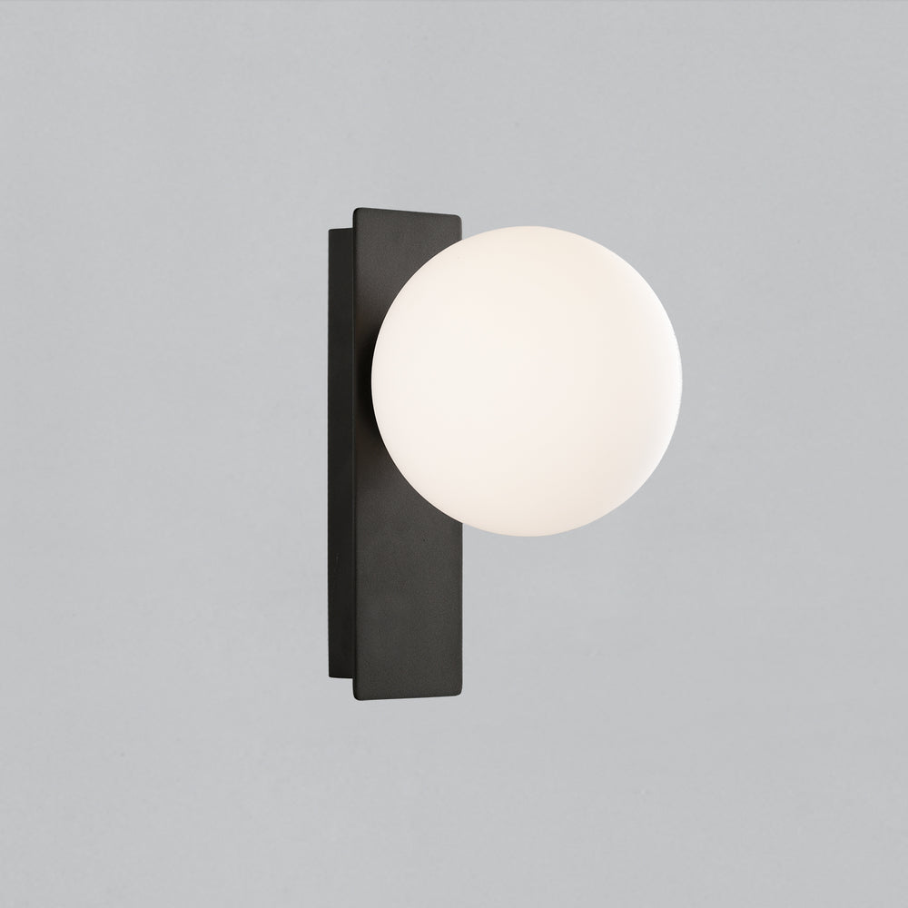 ACB Kin Wall Lamp 16/8169 Textured Black/Opal, LED 8W 2700K 370lm, CRI90, integrated LED A8169191N