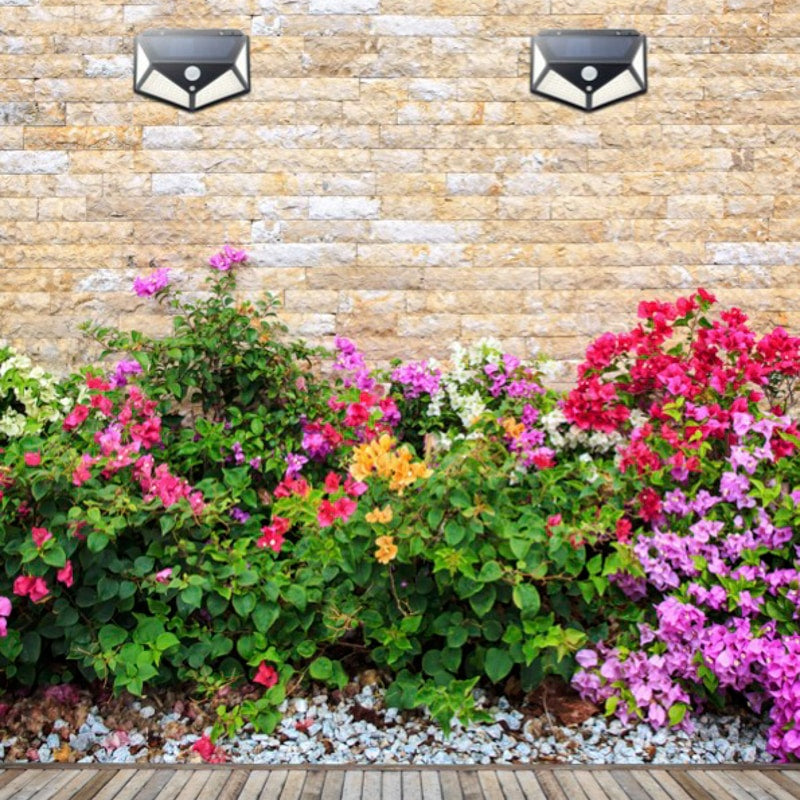 Fabrilamp Kira Aplique solar 6500K negro 400lm IP65 sensor movimiento + crepuscular 166664009