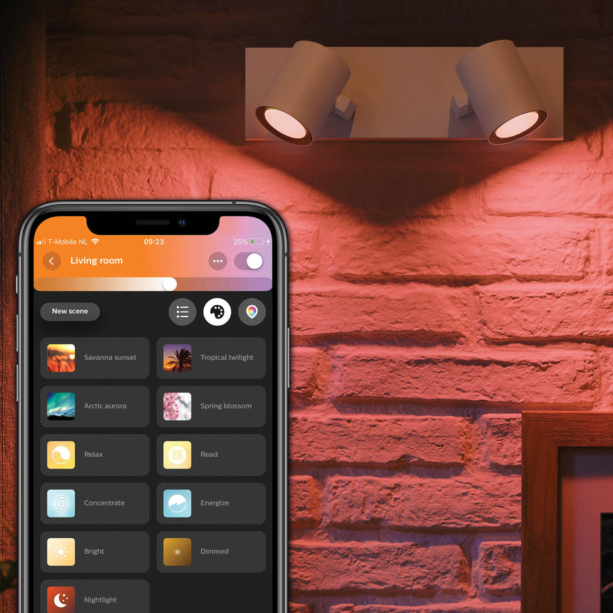 Philips Hue White and Color Ambiance Foco 2 luces Argenta blanco RGBW 4,2W 800lm 8720169318076 - imagen 3