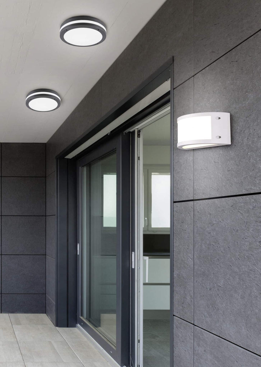 Trio Kendal Aplique de pared exterior LED de plástico estera blanca R22151131