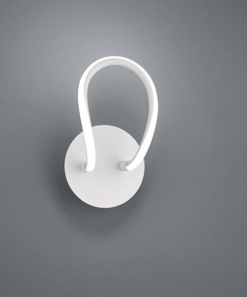 Trio Bologna Aplique de pared LED de metal estera blanca R27051131