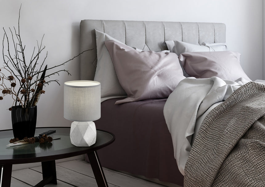 Lámpara de sobremesa Trio Pike concrete look 2800K R50831087