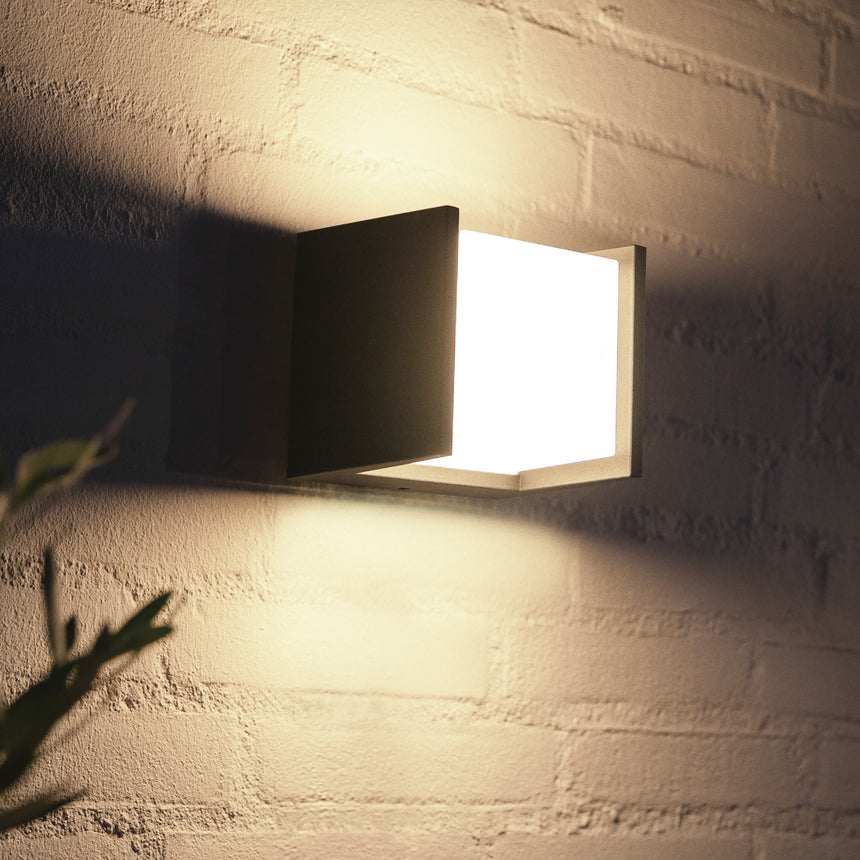 Philips Hue White Aplique de pared Fuzo blanco White 15W IP44 1160lm 38280000 - imagen 4