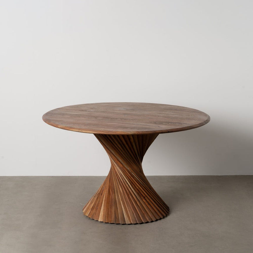 Mesa de comedor IXIA 612793 de acacia marrón en un interior