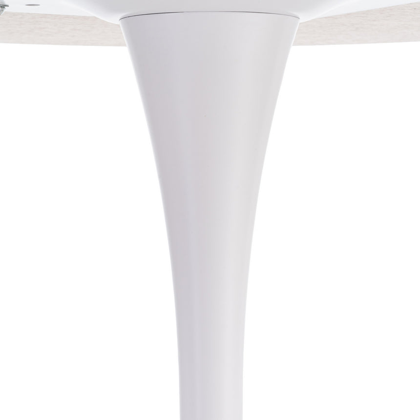 Detalle de la columna central blanca de la mesa IXIA 615319