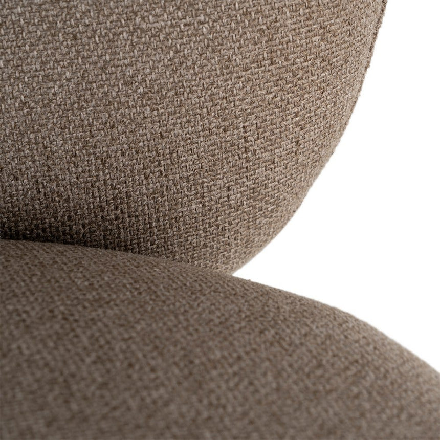 Sillón IXIA 617071 tapizado caqui con estructura metálica negra, detalle del asiento y tejido