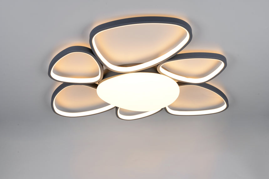 Trio Amelio 691910742 antracita encendido, vista completa con luz cálida