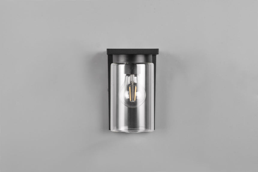 Trio ARDILA Black outdoor wall light with cast aluminum darkness sensor 211660132