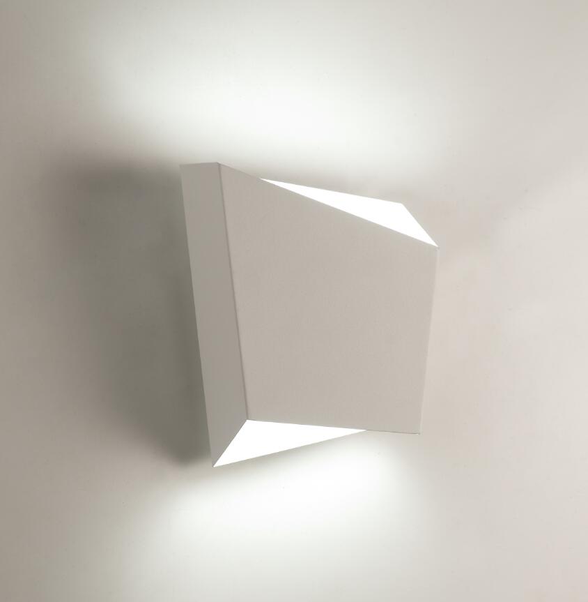 Mantra Asimetric Lámpara de pared aplique blanco 6220