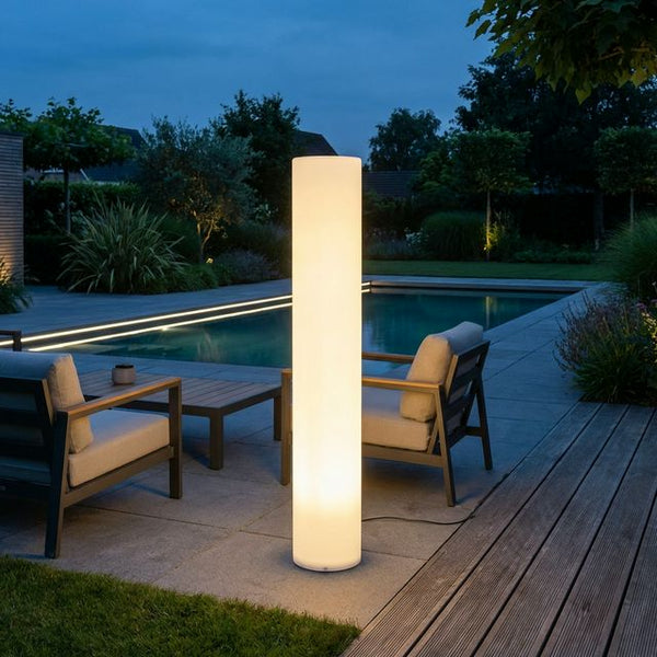 Outdoor floor lamps