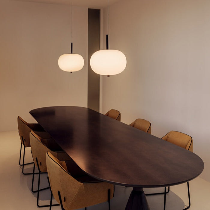 LedsC4 Ilargi Lámpara de techo colgante bola LED madera oscura y opal Ø320 00-6011-92-F9