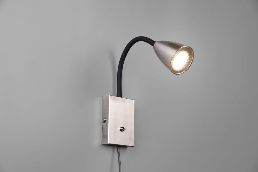 Aplique de pared Trio Wanda LED níquel mate 3000K 202670107
