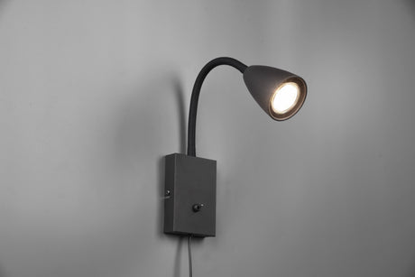 Aplique de pared Trio Wanda LED negro mate 3000K 202670132
