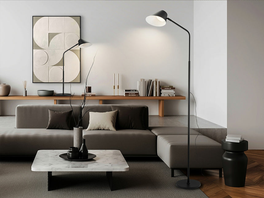 Lámpara de pie de salón Schuller Esino LED 1 luz negro CCT orientable con mando 158cm 215732