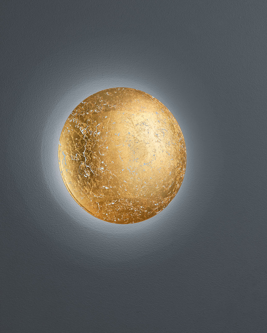 Trio Chiros Gold metal LED wall light 224110179