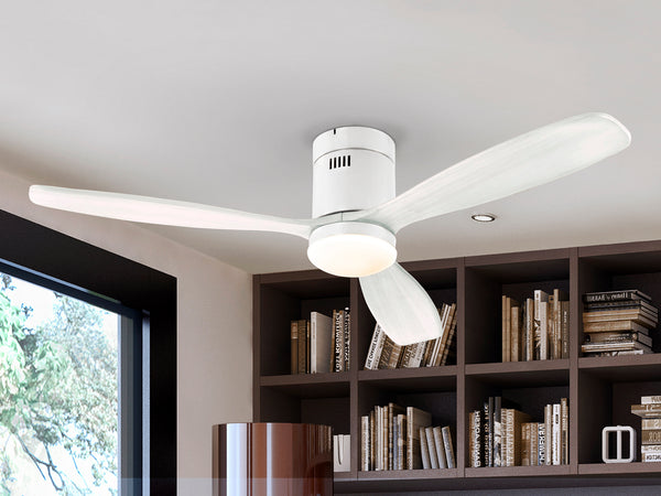 Ventiladores de techo blancos