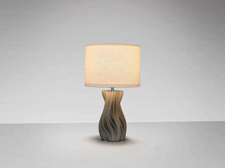 Schuller Merlin Lámpara de sobremesa grande 1 luz gris y cromo cerámica 67cm 504539