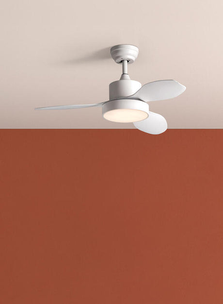 Ventilador de techo con luz MDC Riga LED blanco 3 palas motor DC Ø96cm 35W 589648109 para salón y dormitorio