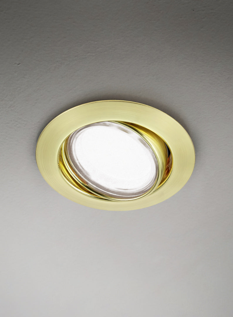 Plafón de techo Trio Jura LED latón mate 3000K Ø8,3cm 650100108