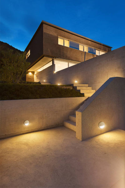 Iluminación exterior de pared blancos