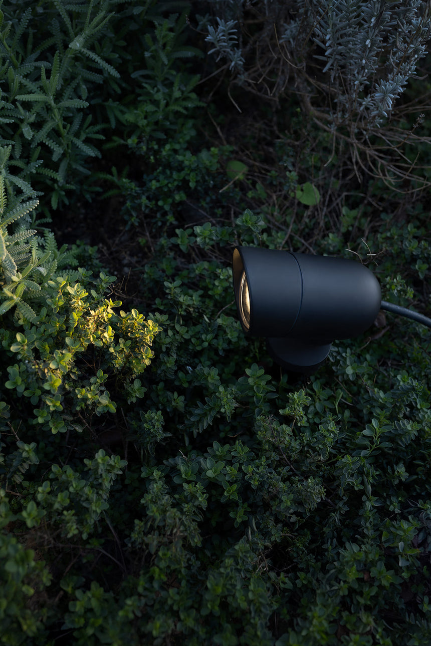 Estaca/Pincho de exterior Faro Luca 25cm GU10 LED negro IP65 70298