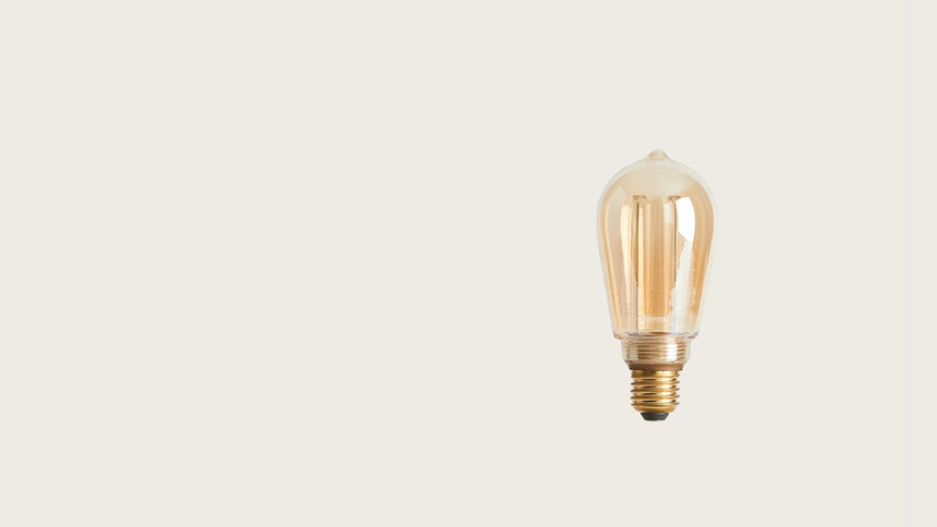 Bombilla LED E27 2,5W 2000K regulable Aromas B050